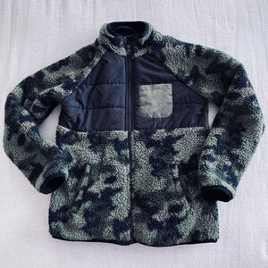 Boys DIP Fleece Jacket Green Camo Size M 8/10